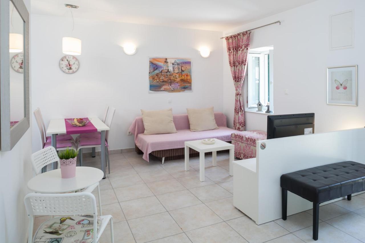 Apartment Bura 1 Макарська Екстер'єр фото